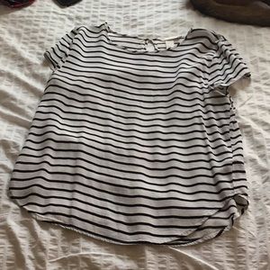 Black and white stripped T-shirt